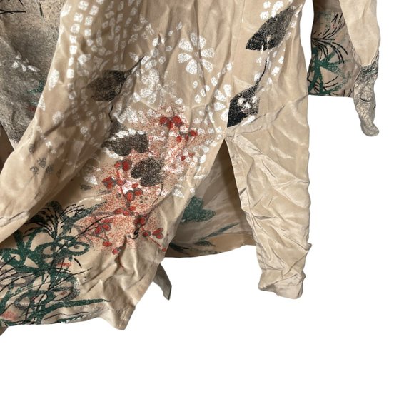 Chico's Design Silk Tunic Blouse Top Size 3 US XL Beige Floral Oriental Button - Picture 8 of 11